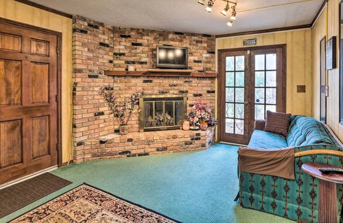 Leeds House | Leeds Getaway ~ 31 Mi to Zion Nat'l Park!