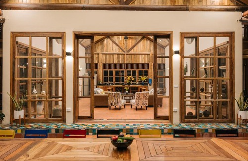 Soc Son Villa | Discover LEEHA HOME Venuestay: Top Rated with Pool & Breakfast