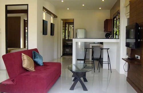 Sai Thai Villa | Serene Leelawadee Garden Resort: Oceanfront Pool Retreat
