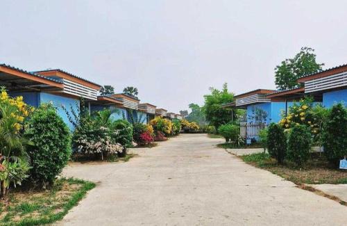 Amnat Charoen Hotel | Budget-Friendly Stay at OYO 75488 Leelawadee View Resort