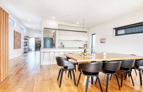 Venus Bay House | Lees Landing