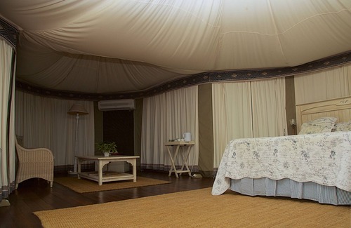 Atoom Cabin | Unforgettable Stay at Leeuwenhof Country Lodge & Spa