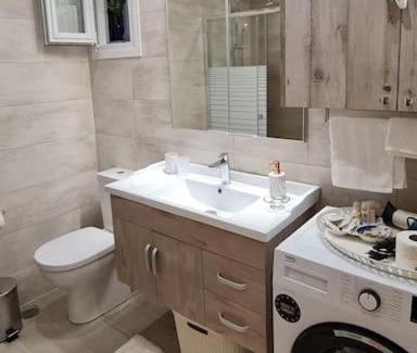 Lefkada Apartment | Top-Rated Family-Friendly Stay at Lefkatas Downtown