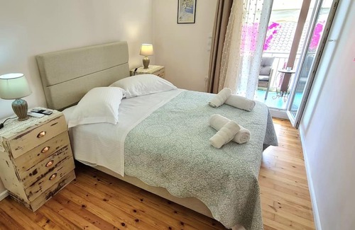 Lefkada Apartment | Top-Rated Family-Friendly Stay at Lefkatas Downtown