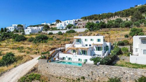 Lefkes Villa | Unforgettable Views and Poolside Relaxation in Lefkes