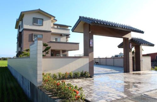 Dongshan House | Discover Lefu B&B: Family-Friendly Stay with Breakfast Included