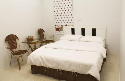 Dongshan House | Discover Lefu B&B: Family-Friendly Stay with Breakfast Included