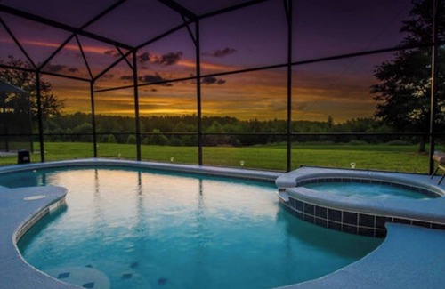 Legacy Park Villa | Experience Legacy Park Disney Villa with Pool & Spa Amenities