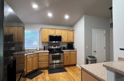 Mountain Home House | Legacy Park Retreat: Cozy 3BR Home with Prime Amenities