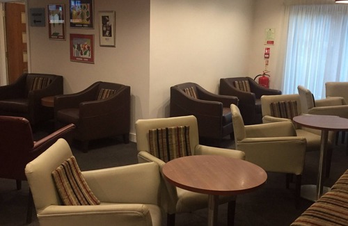 Preston Hotel | Highly Rated Legacy Preston International Hotel with Dining