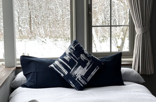 Myoko Cabin | Inviting Legend Inn Myoko: Family-Friendly with Breakfast