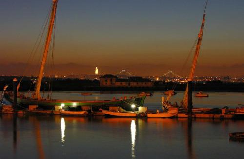 Seixal Apartment | Legendary Bay Suite: Exceptional Stay at a Great Value