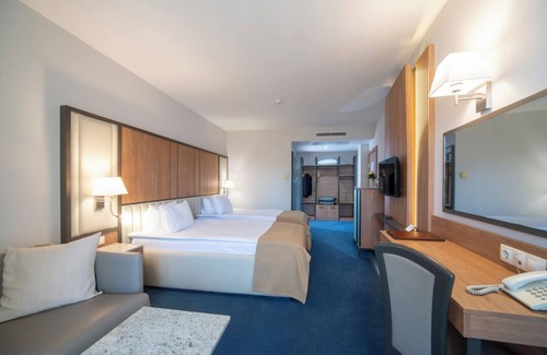 Lozenets Hotel | Discover Legends Hotel Sofia: Family-Friendly Comfort