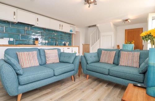 Boscundle House | Elegant Leghorn Hotel: Pet & Child Friendly Retreat