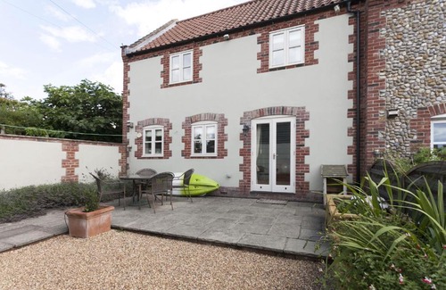 Holt House | Family-Friendly Legion Cottages - Guest Rated 9.2/10