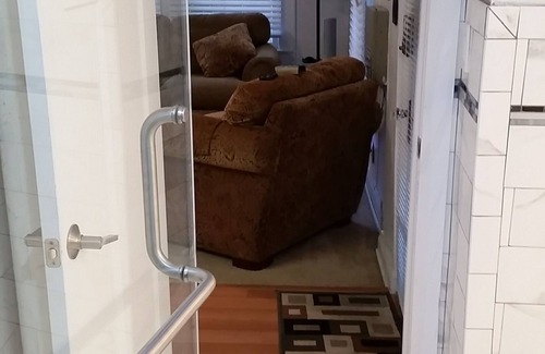Tallahassee House | Cozy Downtown Guesthouse with Kitchen & Family-Friendly Perks