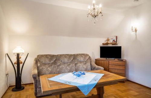 Gutach Apartment | Family-Friendly Stay at Lehmann with Castle Views