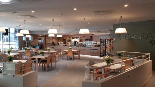 Salo Resort | Lehmirannan Lomakeskus: Oceanfront Getaway with Spa & Pool