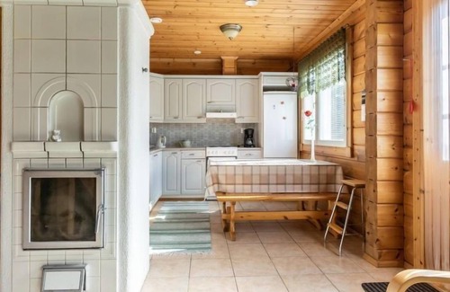 Vuokatti House | Relax at Lehtola: Lake Views, Spa & Family-Friendly Fun