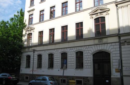 Mitte House | Stylish Leibniz6 Private Room with Kitchen Access