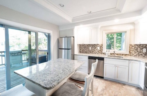 Leicester House | Relax at Leicester Lake Front Home with Scenic Views