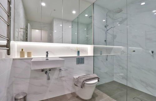 Leichhardt Apartment | Relax at Leichhardt Serene Retreat - Stunning Views & Parking