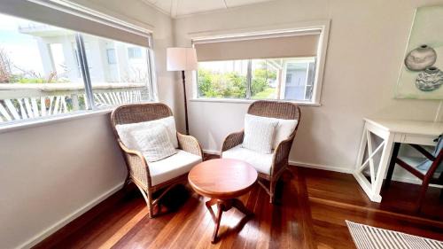 Yamba House | Guest Rated: Leightons Cottage - Family-Friendly Retreat