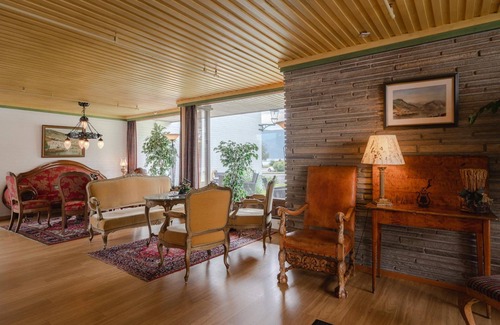 Leikanger Municipality Hotel | Discover Leikanger Fjordhotel - Guest Rated 9/10 with Spa