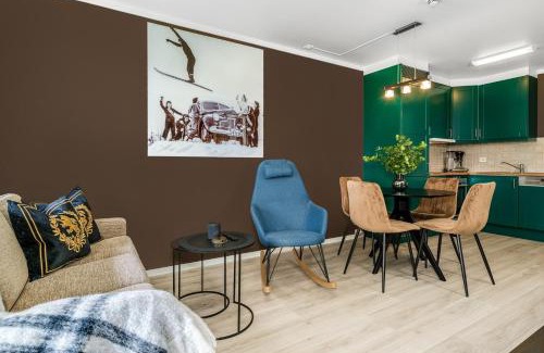 Beitostolen Apartment | Modern Apartment in Beitostølen with Terrace & Hot Tub