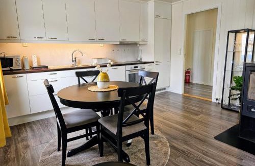 Svolvaer Apartment | Guest Rated: 9.8 - Central Svolvær Apartment for Families