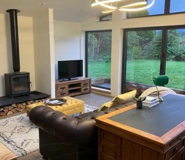 Killin House | Pet-Friendly Holiday Homes in Killin, UK - Guest Rated 9.8