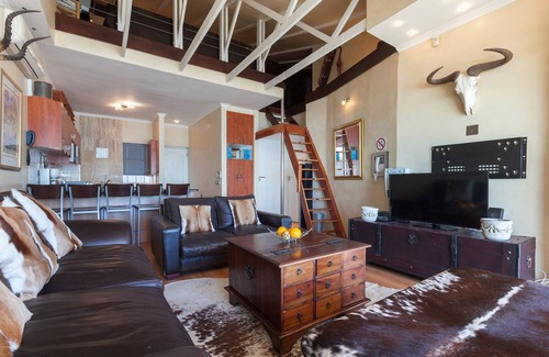 Lagoon Beach Apartment | Relaxing Ocean View Retreat at Leisure Bay 306