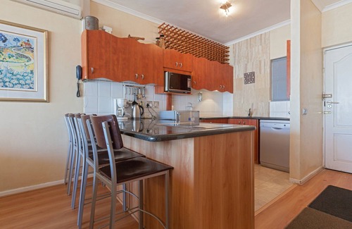 Lagoon Beach Apartment | Relaxing Ocean View Retreat at Leisure Bay 306