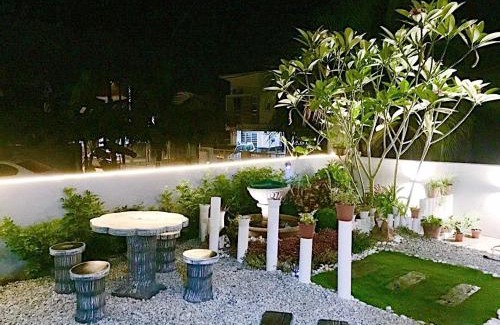 Hulu Selangor House | Inviting Leisure Homestay: Child-Friendly & Guest Rated 9/10