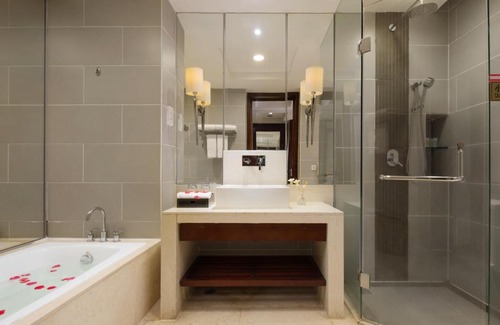 Dongguan City Center Hotel | Comfortable Leisure Hotel with Breakfast & Family-Friendly Amenities