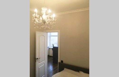 Brasa Apartment | Convenient Lejas 5a with Free Parking & Child-Friendly Stay