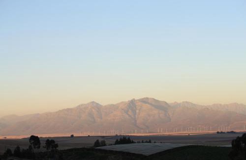 Riebeek Kasteel House | Top-Rated Lekkerberg: Family-Friendly with Pool Access