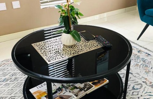 Lobatse House | Cozy Lekuka Guesthouse - Top-Rated Comfort Awaits