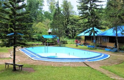 Palopo House | Relax at Lembah Biru Lagoon: Family-Friendly Getaway