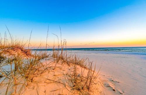 Gulf Shores House | Ocean View Retreat at Lemon Drop Lagoon - Pet Friendly Bliss