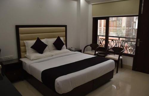 Chhatarpur Hotel | Comfort at Lemon Green Residency: Hotel & Serviced Apartments