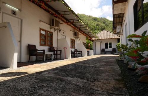 Ko Chang Hotel | Budget-Friendly Stay at Lemon Guesthouse - Rated 8.3/10
