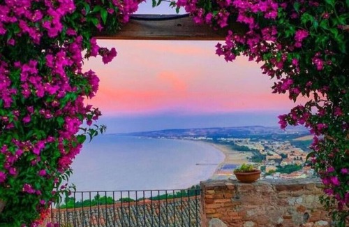 Vasto Apartment | Family-Friendly Stays at Lemon Park with Pet Perks