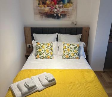 Saturn Apartment | Lemon Studio by the Sea