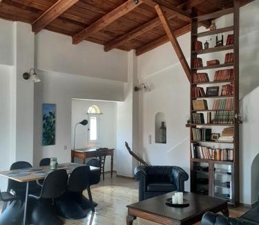 Filiatra House | Family-Friendly Getaway at Lemon Tree Hotel