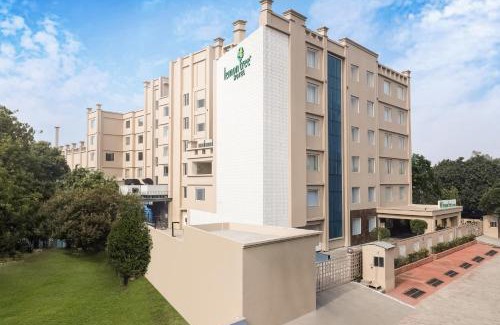 Aligarh Hotel | Relax at Lemon Tree Hotel, Aligarh - 4-Star Comfort & Amenities