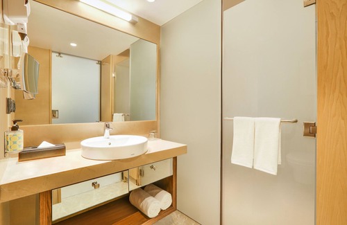 Viman Nagar Hotel | Welcome to Lemon Tree Hotel Viman Nagar in Pune