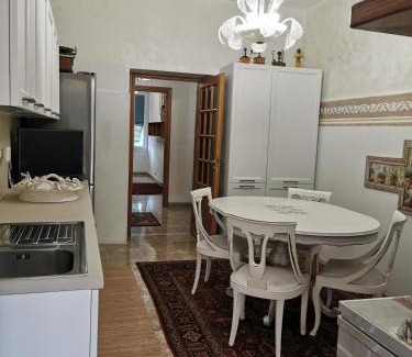 Feglino House | Relax & Bike at Lemon Tree House - 4-Star Family Retreat