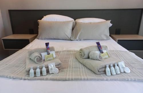 Groblersdal Apartment | Budget-Friendly Urban Studio at Lemon Tree Manor - Child Friendly