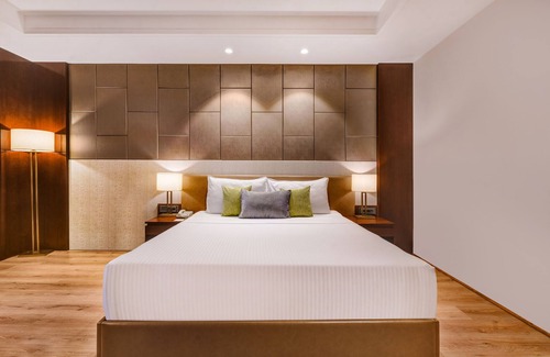 Dwarka Hotel | Relax at Lemon Tree Premier Dwarka - 4-Star with Pool & Spa
